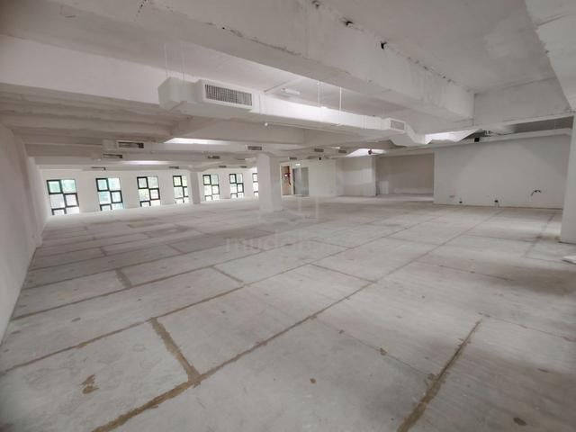 Wisma Rkt Jalan Raja Abdullah Upper Floor Unit Office With Lift 1