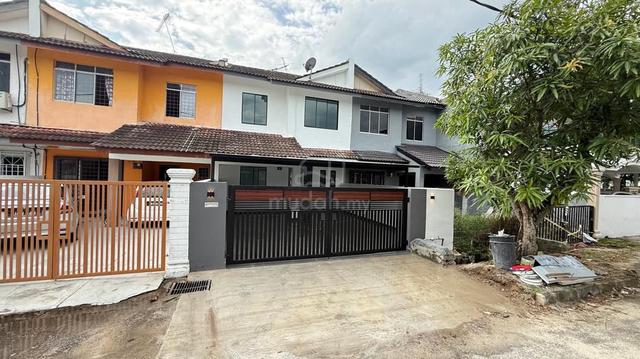 Double Storey / Taman Mawar / Pasir Gudang / 4bed / Fully renovated 1