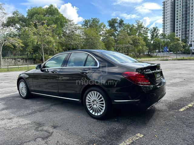 2015 Mercedes Benz C250 EXCLUSIVE 2.0 Luxury Sedan - 5