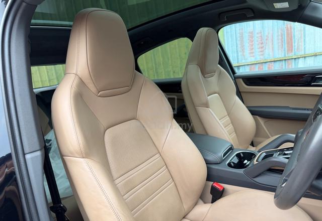 2022 Porsche Cayenne 2.9 S Coupe 440Hp Japan Spec - 3