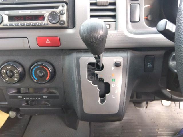 2006 Toyota HIACE 2.0 (M) - 3