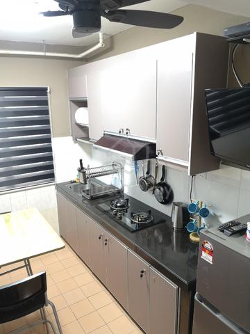 Rose Apartment LIFT 3km Ke Uitm Puncak Alam (Pintu Ke 2) Bilik Sewa 1