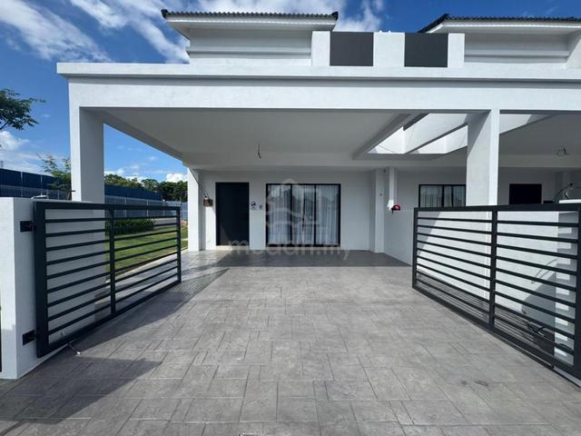 Exclusive Double-Storey Terrace Home at Bukit Katil , Melaka Tengah 1