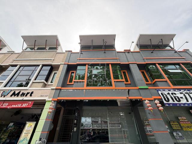 FACE MAIN ROAD 1st Floor Shoplot Taman Krubong Utama near Cheng 1
