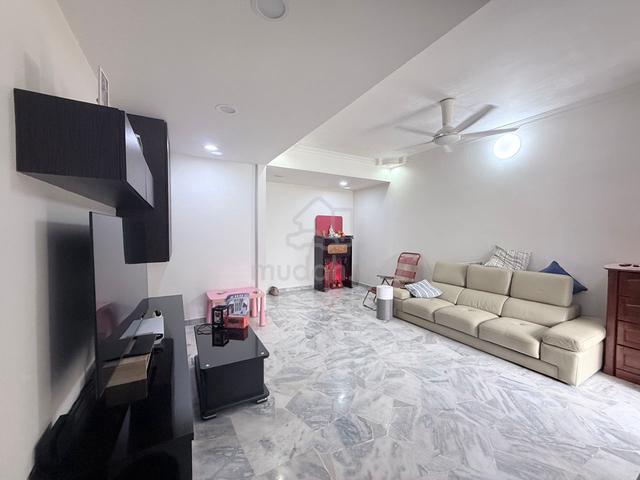 USJ 6, Subang Jaya (walking distance to LRT) 1