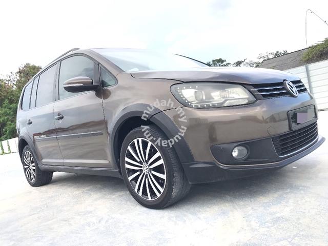 Volkswagen TOURAN 1.4 TSI(A)SUNROOF/DVD PLAYER-12 - 1