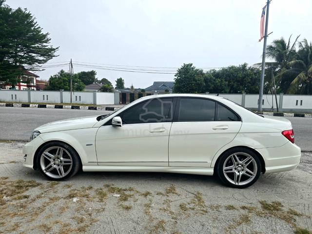 2012 Mercedes Benz 1.8 C200 AMG 3 Years Warranty - 5