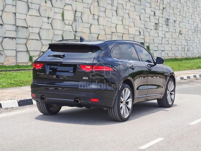 2019 Jaguar F-PACE 2.0 L/Edition 30T R-SPORT - 5