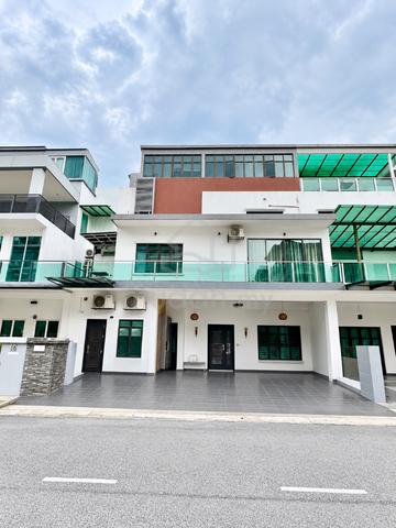 [NON BUMI] 3.5 Storey Superlink DUTA SURIA RESIDENCY, AMPANG 1