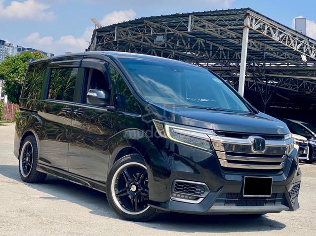2018 Honda STEPWAGON 1.5 COLSPRIT 8SETER FACELIFT - 1
