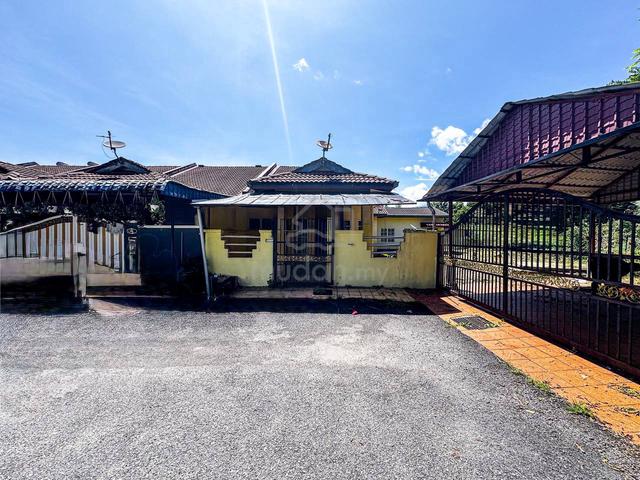 CORNER LOT FULL LOAN Single Storey Terrace Antara Gapi, Serendah 1