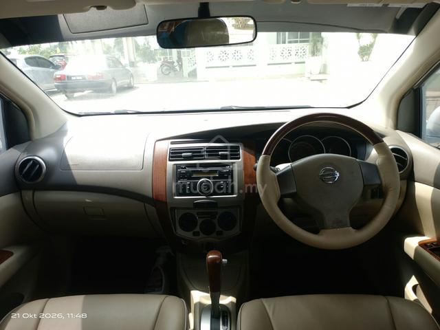 2010 Nissan GRAND LIVINA 1.8 IMPUL (A) - 4