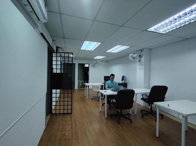 Petaling Jaya SS3 Shop Office 2nd Floor With Air Conditioning To Let 1