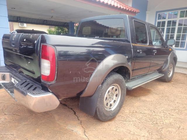 2011 Nissan FRONTIER 2.5 SPIRIT AIRBAG (M) - 4