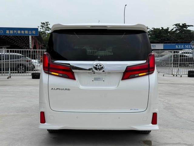 LIKE NEW/NO ROOF/2021 Toyota ALPHARD 2.5 SC - 4