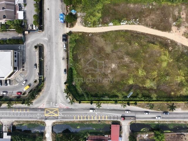 STRATEGIC PETROL LAND IN BANDAR PUTERA 2, Klang. 1