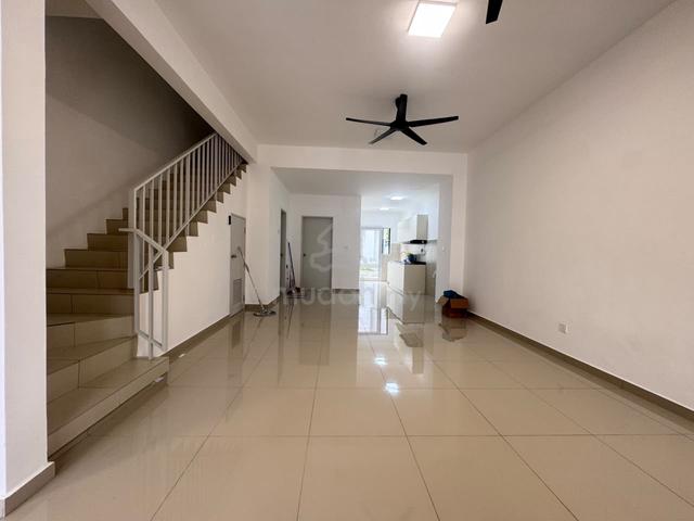 [ New unit ] Amaya @ Acacia Park Bandar Tasik Puteri Rawang 1
