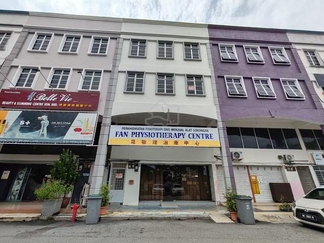 Freehold Shop Face Main Road beside Yok Bin school Arked Ayer Leleh 1