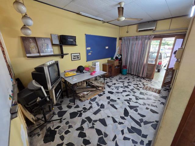 Sri Segambut Single Storey House Facing Empty For Sell 1