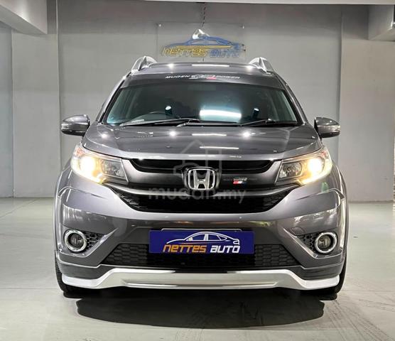 2017 Honda BR-V 1.5 V SUV / 7 Seater / Reverse cam - 3