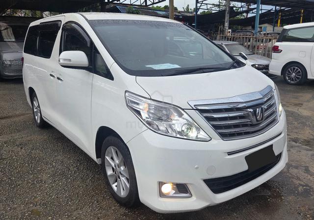 2013 Toyota ALPHARD 2.4 G FL 2 Power Door & Boot - 1