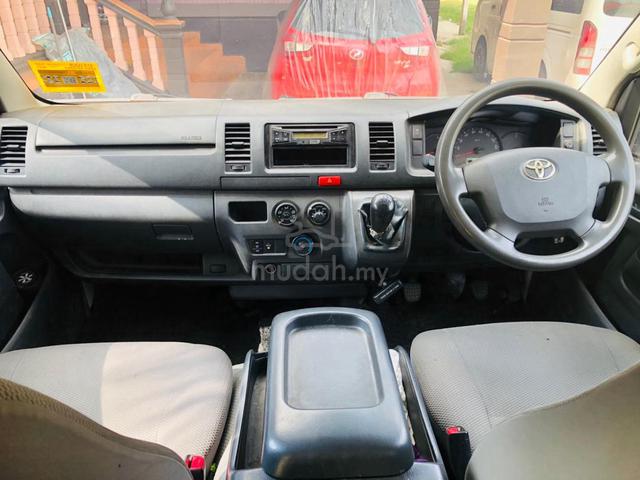 2016 Toyota HIACE 2.5 ENHANCED (M) - 4