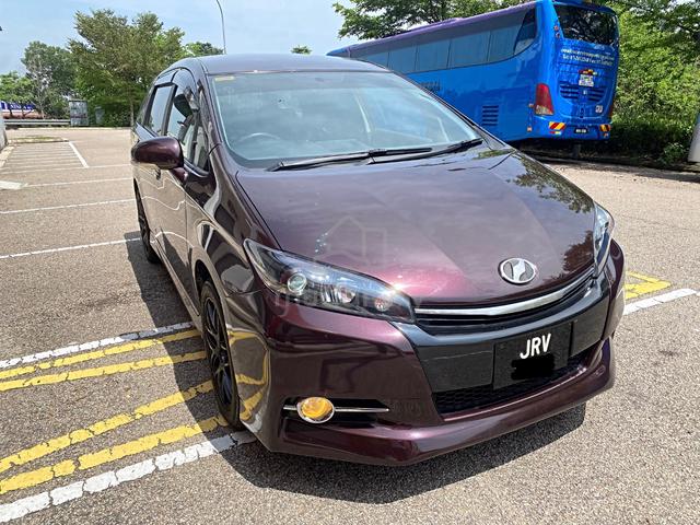 2012 Toyota WISH 1.8 S ZGE20G FACELIFT (A) - 2