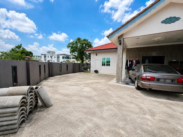 KULIM UTAMA FASA 2 CORNER LOT LUAS SEMI D 4661sqft 1