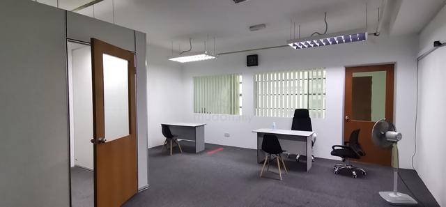 One South Streetmall office near MRT 1