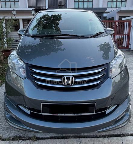 2010 Honda FREED 1.5 E (A) - New Paint & Skirting - 2