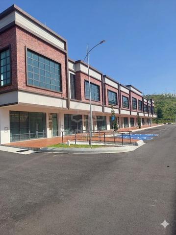 NEXUS Seremban 2 | COMMERCIAL.Shop | Intermediate • End lot • Corner 1