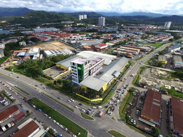 Kolombong 4 storey shoplot | office | Roadside | for sale 1