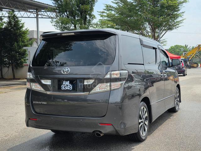 2010 Toyota VELLFIRE 2.4 Z PLATINUM SELECTION - 2