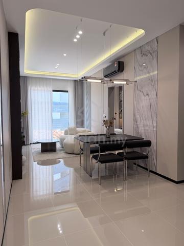 New Tebrau apartment 1