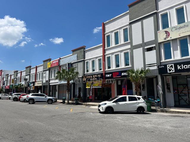 Corner Lot Ground Floor Shoplot Kompleks Perniagaan Jitra For Rent 2