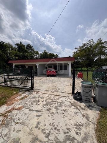 2 Semi D + Extra Land | Rare Unit Pontian | Ada Rental Income 🔥 1