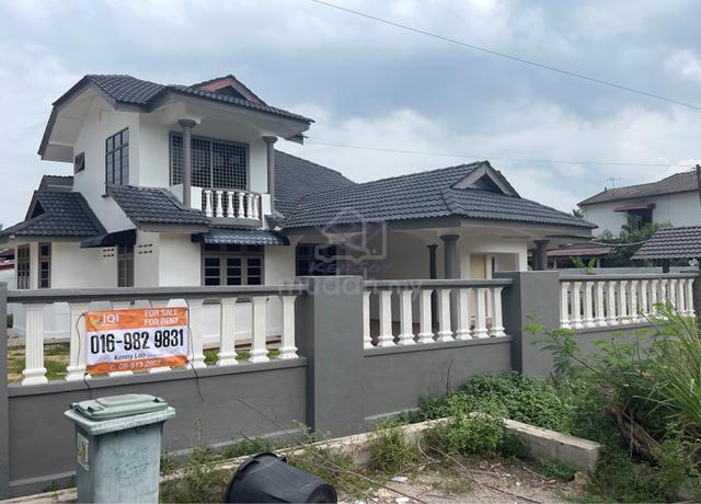 Big land Kg Jawa 2 Story Bangalow House 1