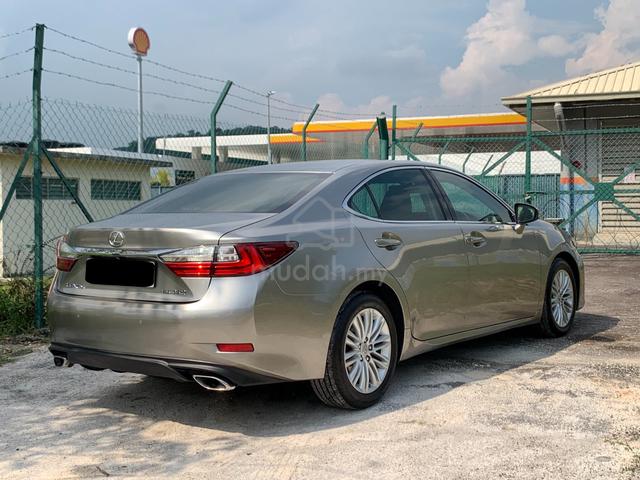 Lexus ES250 2.5 LUXURY FACELIFT Sunroof CBU F/Spec - 2