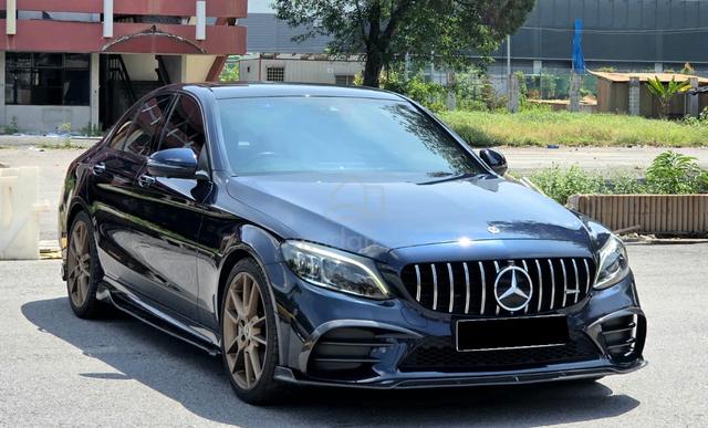 2018 Mercedes Benz C300 2.0 AMG LINE (A) F/S RECOD - 1