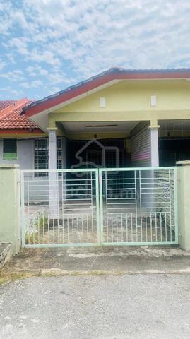 Rumah Sewa Taman Desa PD2 1