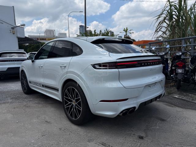 2024 Porsche Cayenne Coupe (Genuine 15k km) - 4