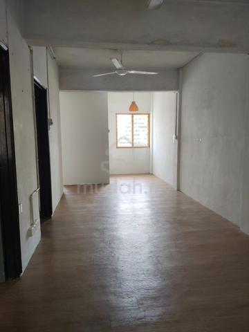 Selangor Petaling Jaya Not Furnished House For Rent 1