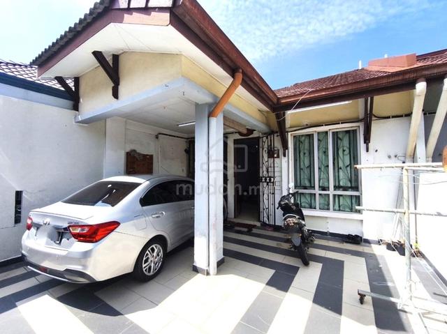 FACING OPEN RENOVATED Bandar Bukit Raja Klang Single Storey 1