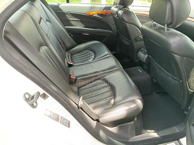 2007 Mercedes Benz E250 - 5