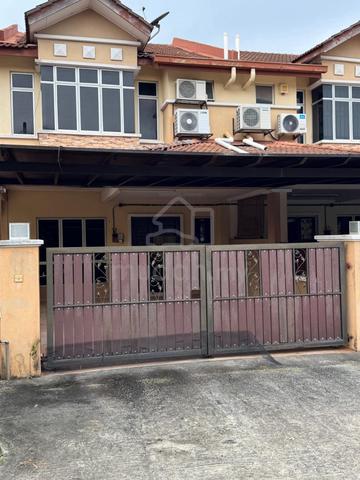 For Rent -- Huge Landed Double Storey Terraced Bandar Baru Bangi 1