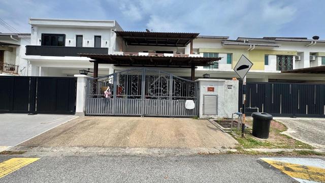 RENOVATED XTENDED - Double Storey Terrace @ Taman Sutera , Kajang 1