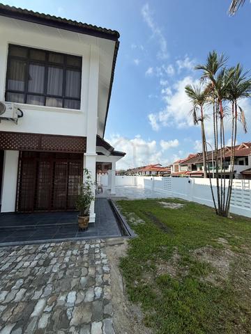 Taman Perling Big Corner lot for rent ! 1