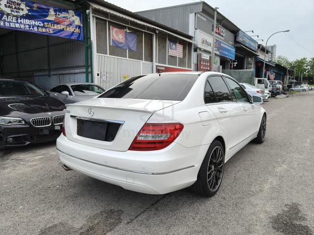 2013 Mercedes Benz C200 CGI BlueEFCY - 4