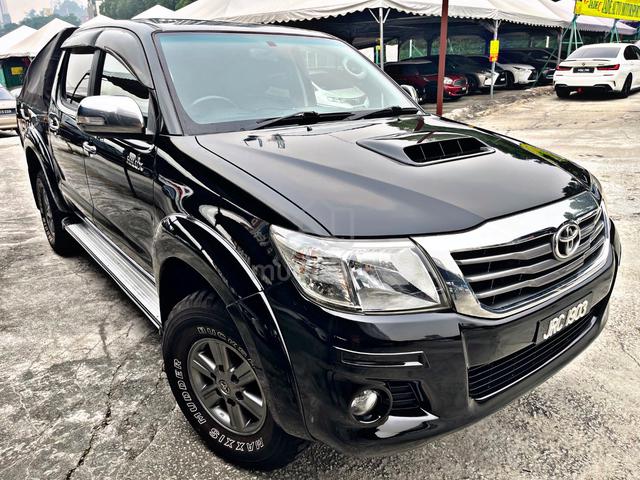 2015 Toyota HILUX 2.5VNT (A)4X4,LEATHER-SEAT 🔥 - 1