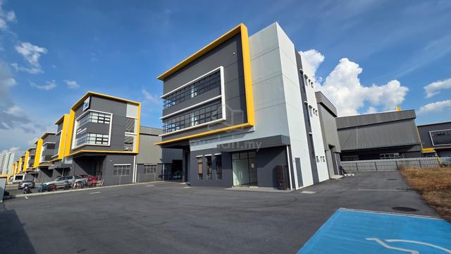 Nilai XME Guarded gated Super Corner Detached Factory for rent 1